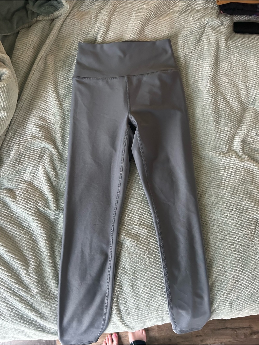 ALO Yoga High-Waist Gray Leggings